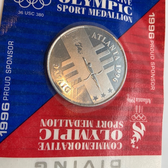 VTG 1996 Olympic Games Atlanta Commemorative Olympic Sport Medallion SEALED! - Picture 3 of 10